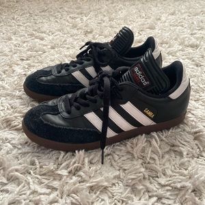 black adidas samba classic